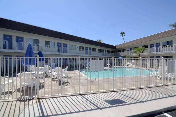 Pool 22 of 31