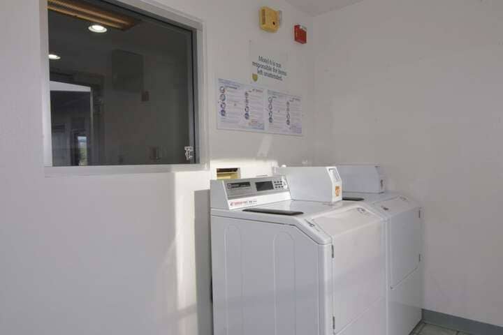 Laundry 15 of 31
